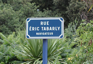Eric Tabarly, c'est un navigateur.